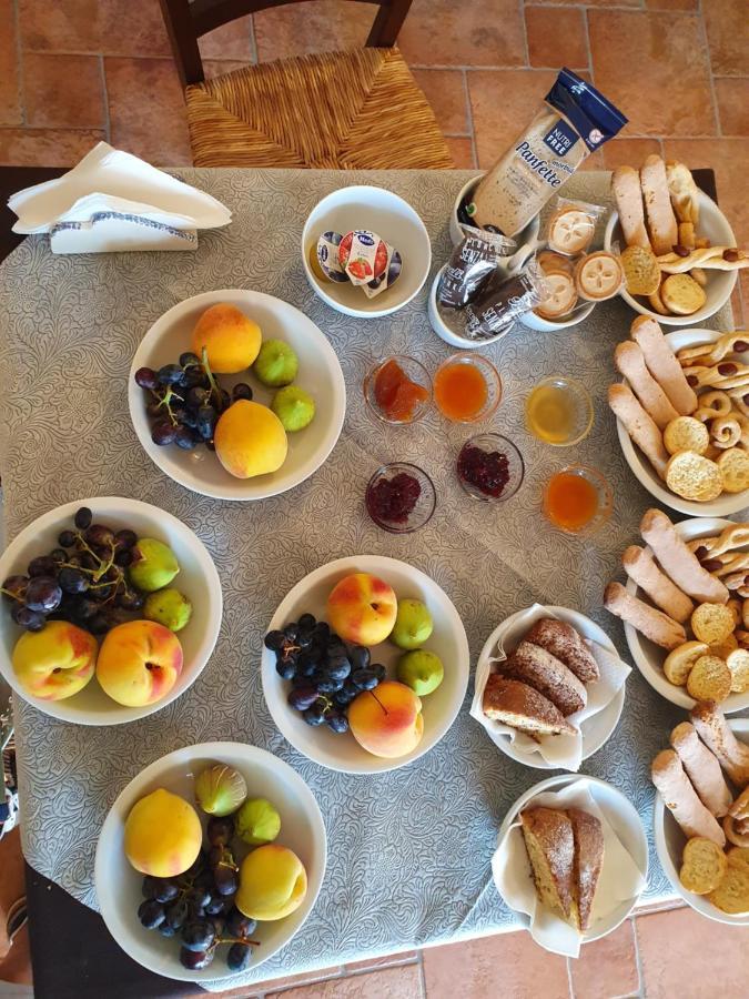 Masseria Strada Agriturismo Джиноза Екстериор снимка