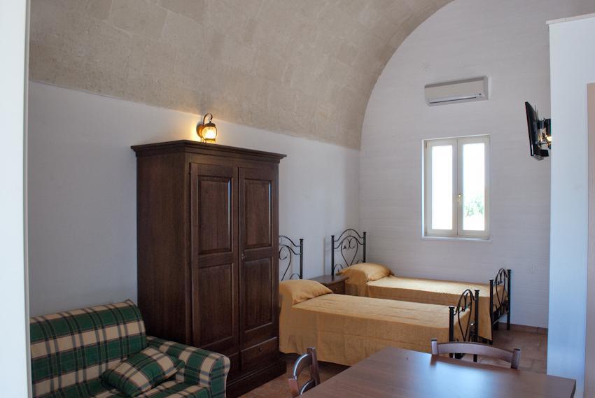 Masseria Strada Agriturismo Джиноза Стая снимка